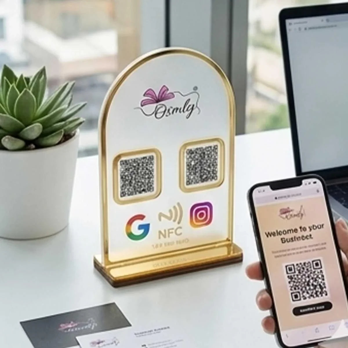 GoldBorderAcrylicQRStand_7 - OSMLY