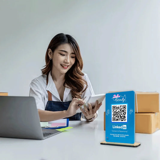 NFC Enabled LinkedIn QR Stand