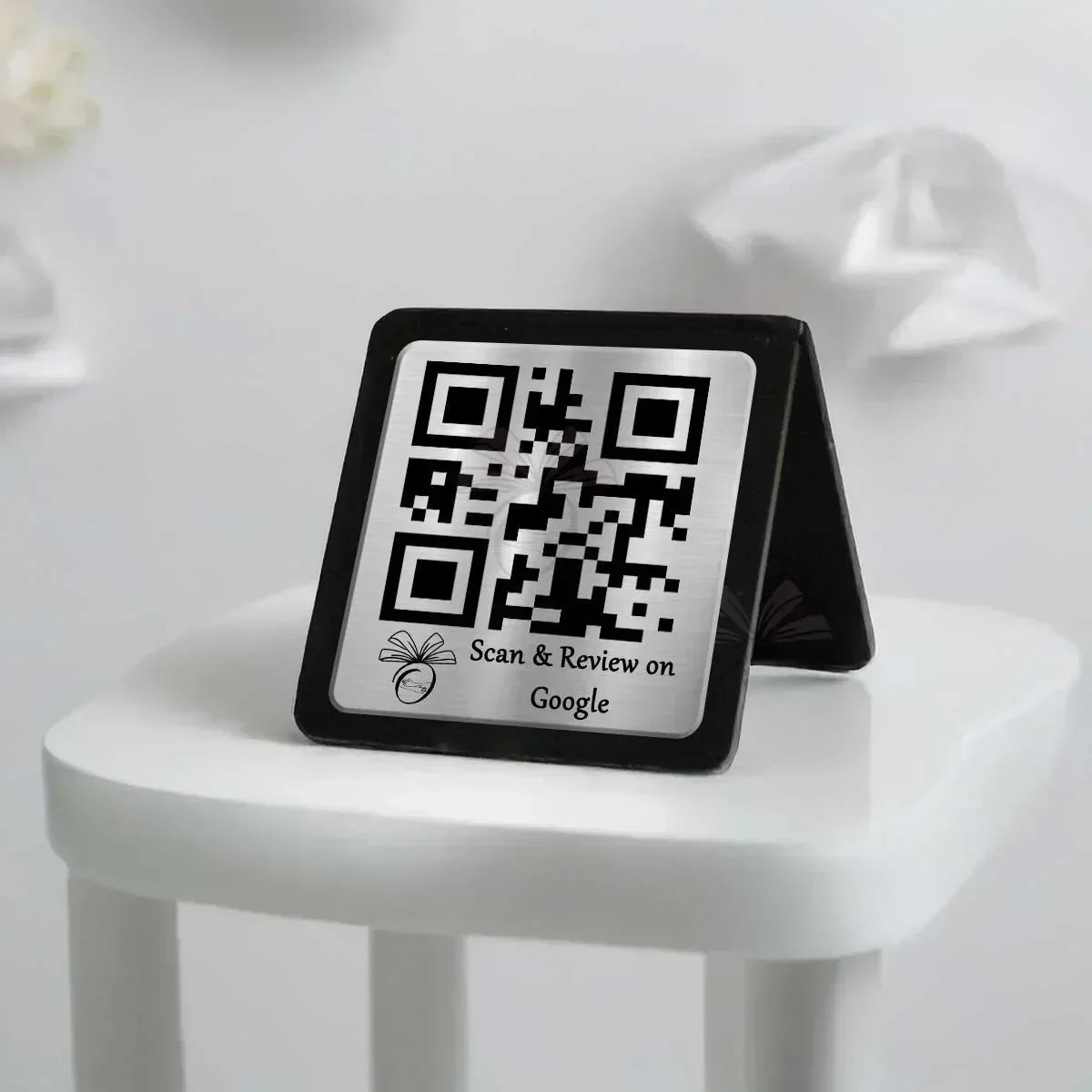 SilverAcrylicSingleQRStand - OSMLY