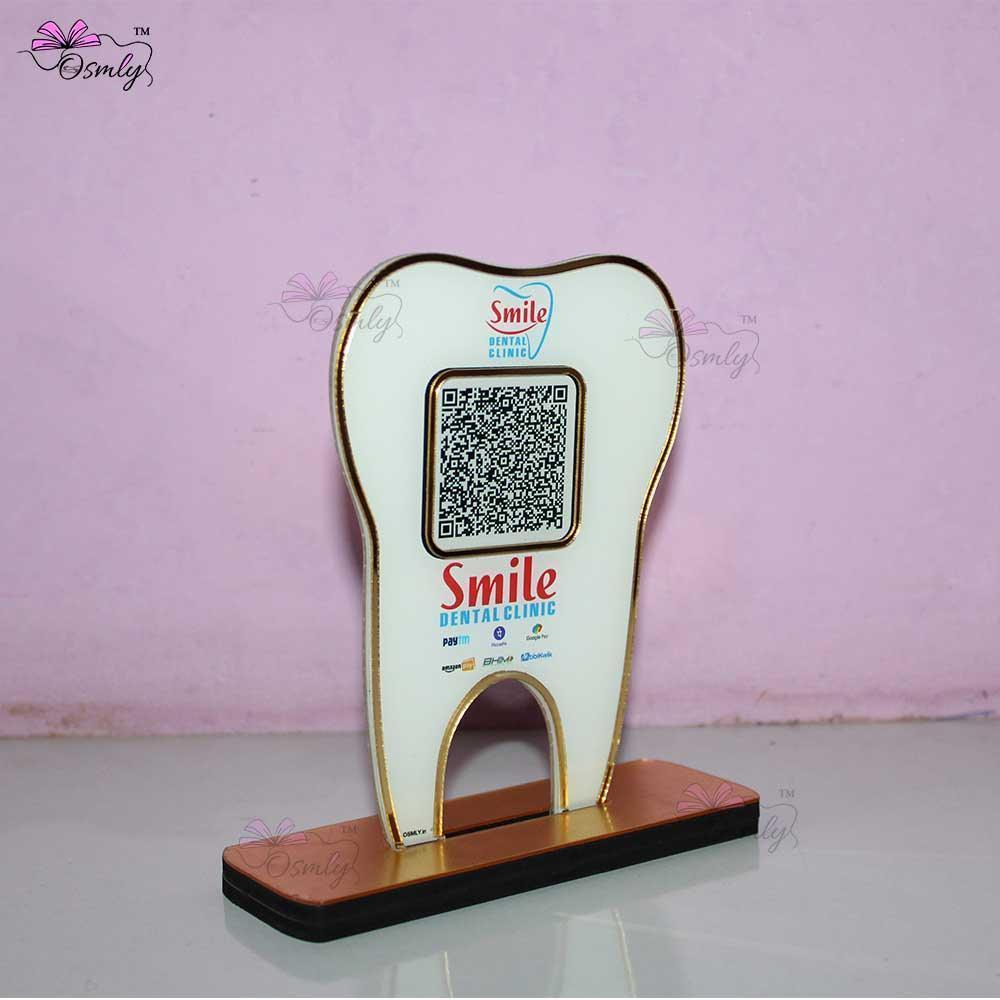 uvprintedacrylicToothShapeUPIQRStand - OSMLY