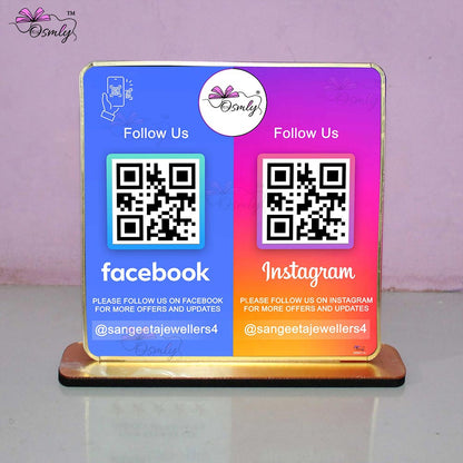 Facebook Instagram QR Stand