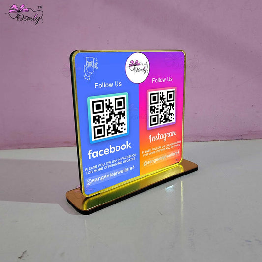 Facebook Instagram QR Stand