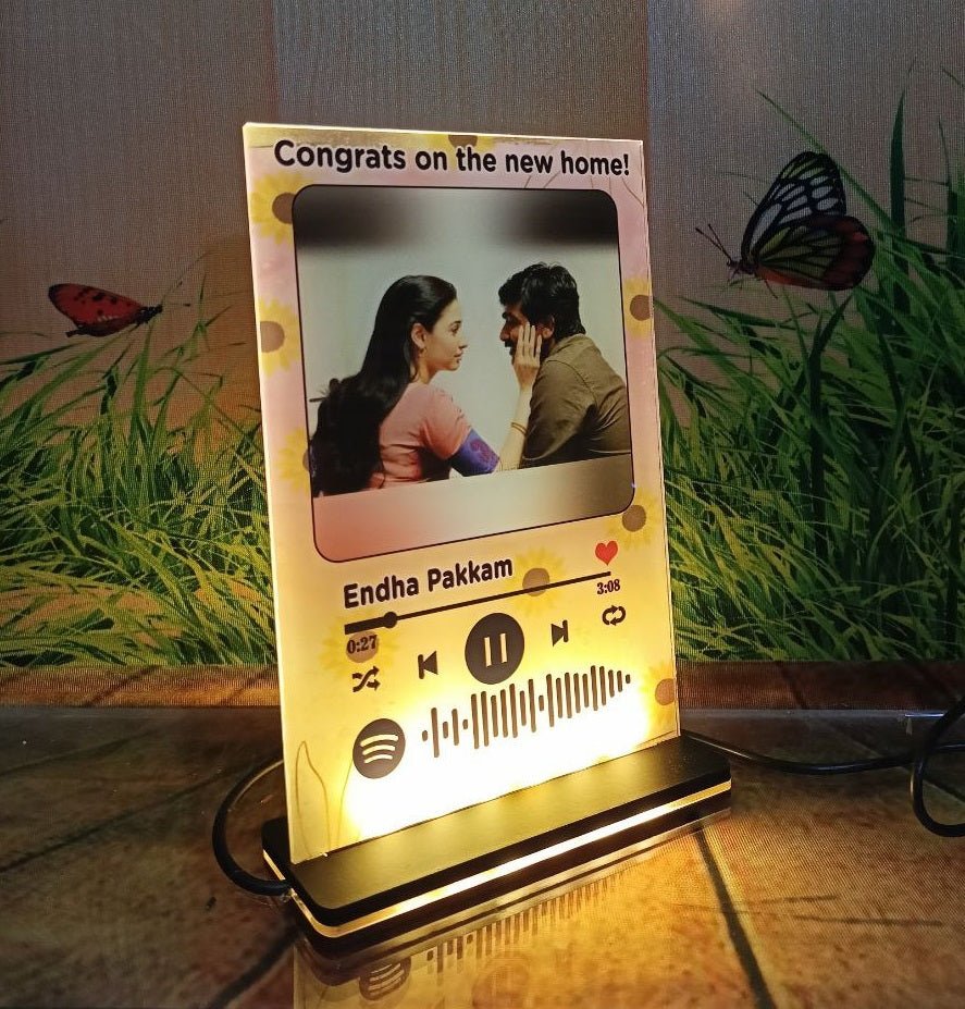 OSMLY Flower Theme Spotify Plaque from OSMLY Acrylic LED Lamp