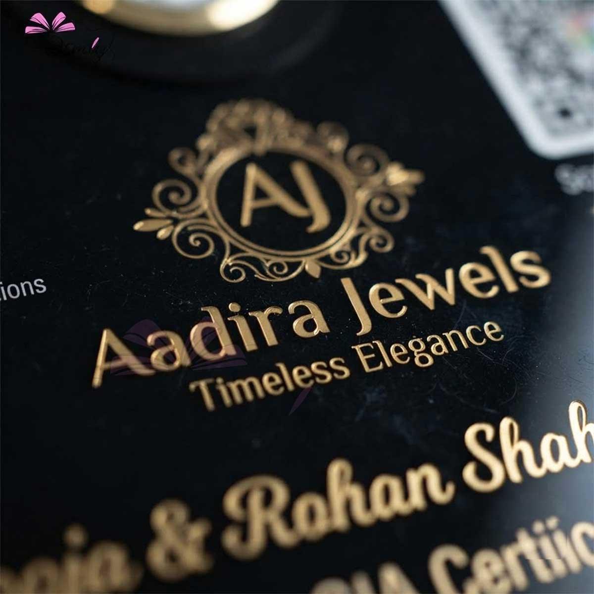 JewelryStoreQRStandcloseview - OSMLY