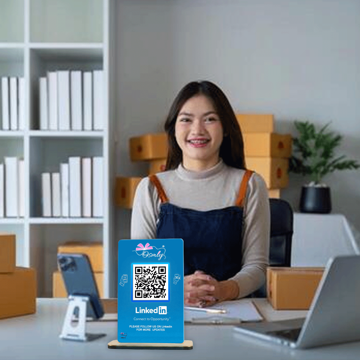 NFC Enabled LinkedIn QR Stand